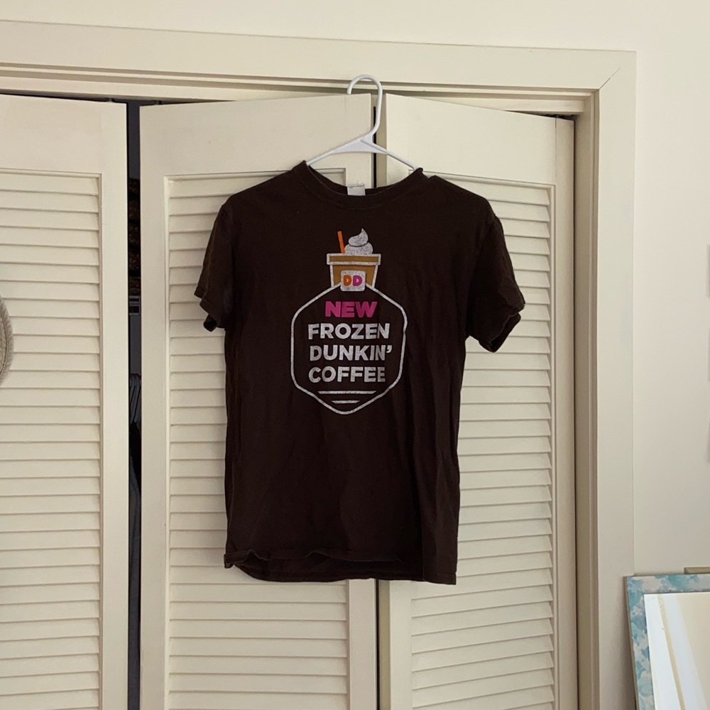 DUNKIN’ DONUTS tee